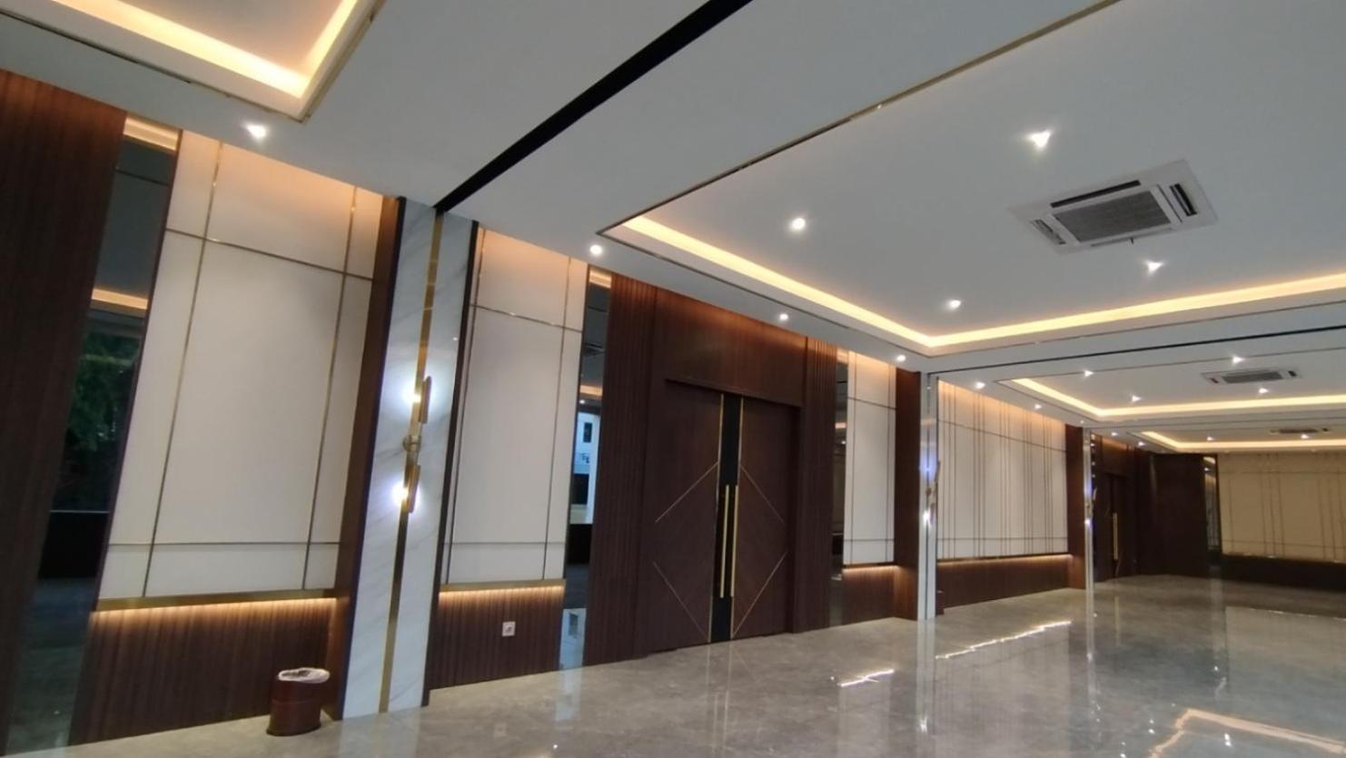 The Sun Hotel Sidoarjo Esterno foto